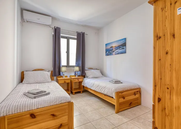 公寓 Msida College