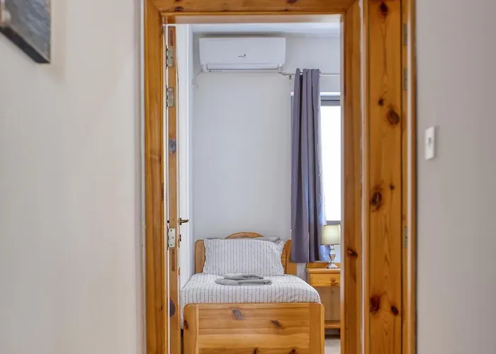 Msida College * Tal-Hriereb