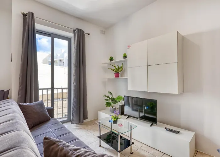 Msida College * Tal-Hriereb